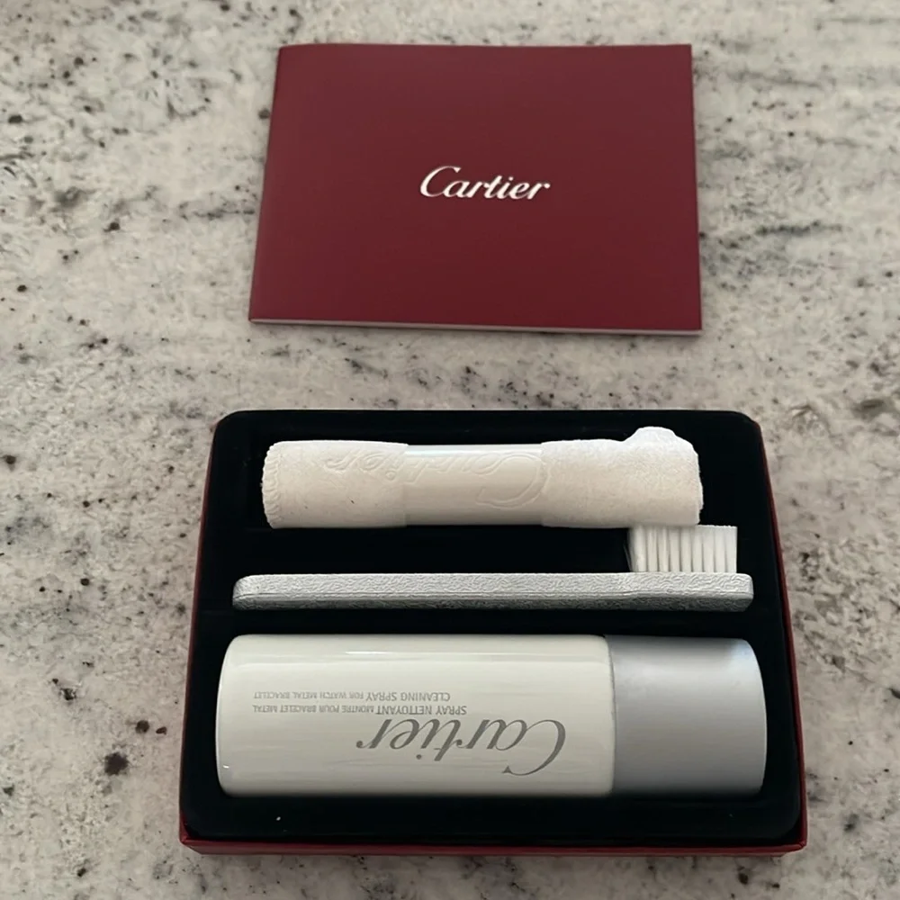 Cartier love bracelet authentic cleaning kit - Picture 2 of 3